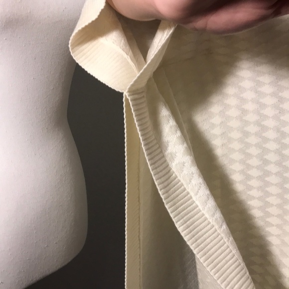 Lululemon Divinity Poncho - Picture 6 of 8